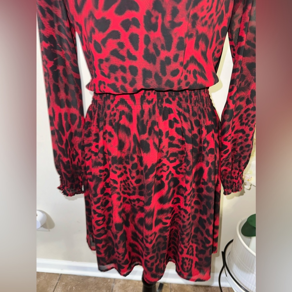 EUC-Michael Michael Kors Leopard Print Long Sleeve Elastic Waist Mini Dress - Picture 3 of 12